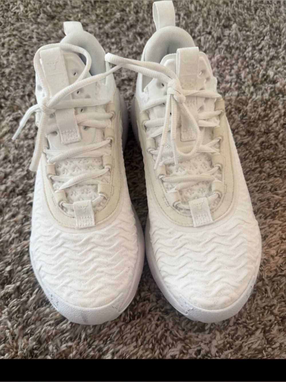 Under Armour White Lace-Up Athletic Sneakers Men’s